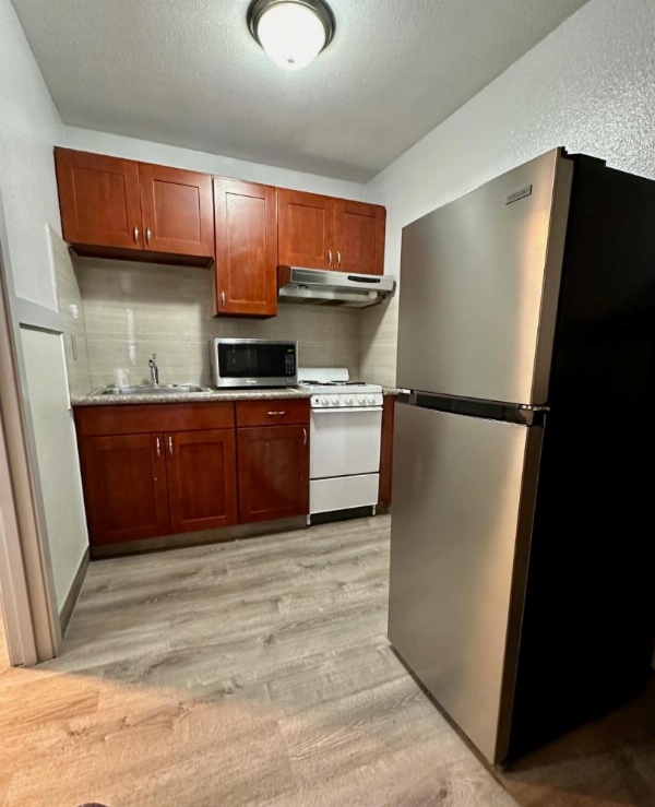 Emerald Best Motel image 15