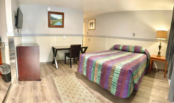 Emerald Best Motel image 18